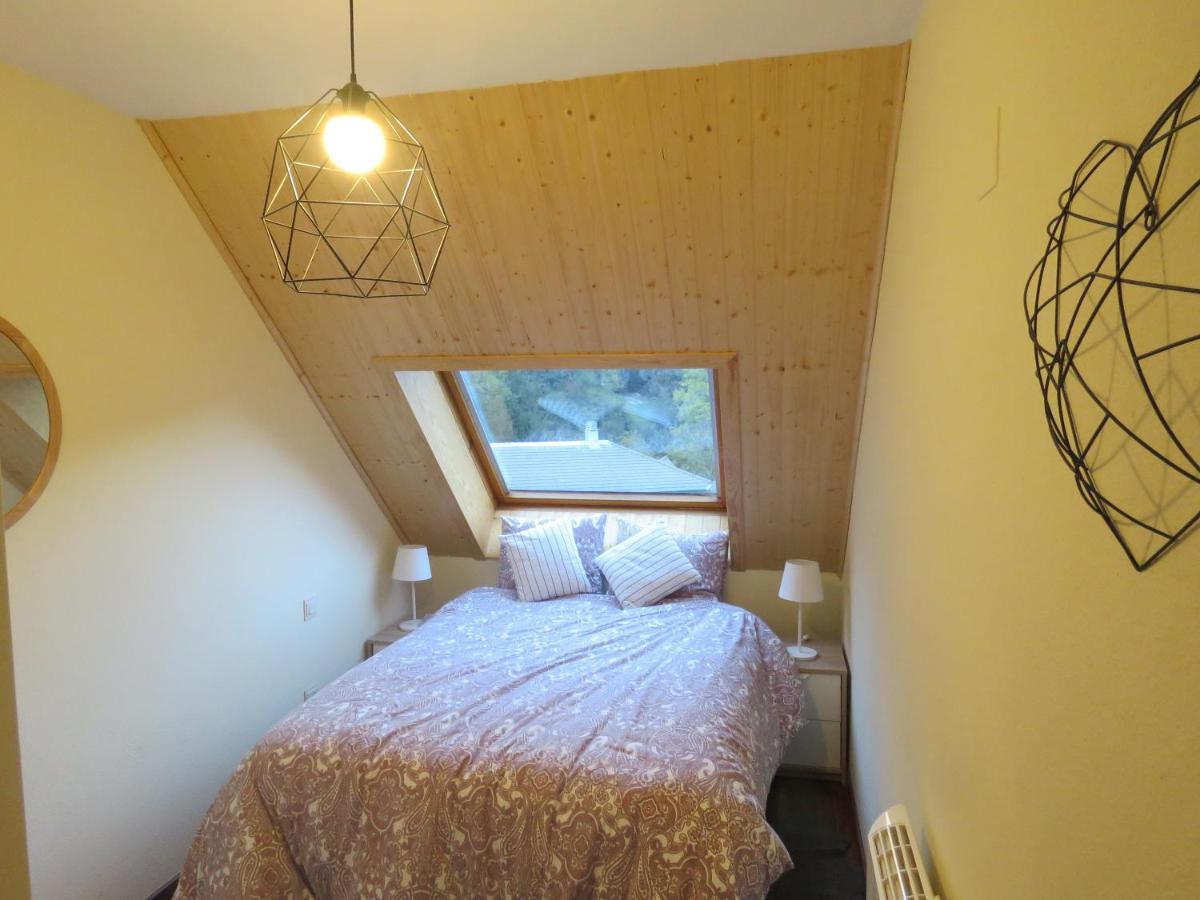 Atico Duplex Reformado Con Vistas A La Montana Apartment Canfranc Exterior photo